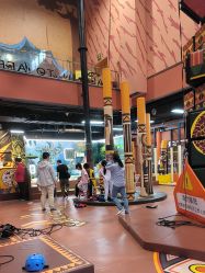 -卡通尼·Safari非洲探索乐园·生日会(金桥国际商业广场店)