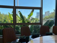 靠窗位-荷塘秋月·本帮江浙菜(国权路店)