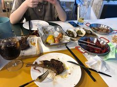 -中茵皇冠假日酒店·棕榈岛湖畔餐厅