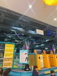 -反弹蹦床公园·亲子乐园·团建·派对(尚品奥莱店)