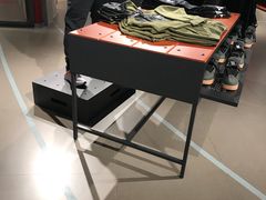 -耐克(恒隆广场店)