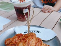 -J Create城市露营咖啡·简餐·宠物(上海动物园店)