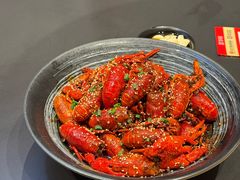 -肥肥虾庄·金牌油焖大虾(汉口城市广场店)