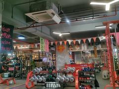 -KingBull私教健身&格斗订制(龙井商业中心店)