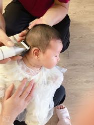 -凤鸣笔庄婴儿满月理发胎毛笔制作