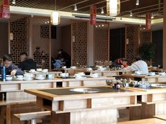 大堂-肖仙仙羊肉汤·创于1996年(三官堂总店)