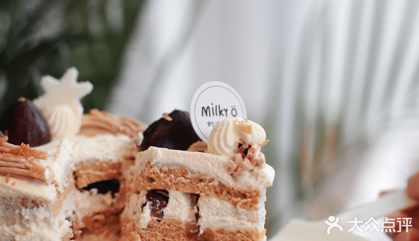 一家新开的工作室蛋糕屋，没有实体店