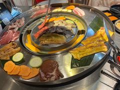 -哈哈碳都·牛肋条无限自助烤肉(台江万达店)