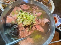 -肖四女乐山跷脚牛肉(南汇大学城生活广场店)