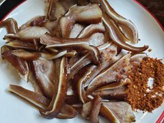 -老鼎万春卤菜(五代传承创始老店)