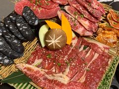 -山川小町·极番烧肉(新地假日广场店)