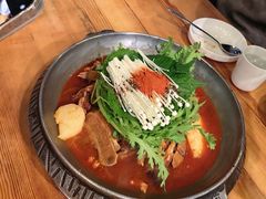 -喇喇排骨火锅·传统韩式脊骨汤(望京西园总店)