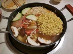 部队火锅-七八冷面·延边朝鲜族美食(圣熙八号店)