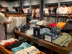 -Hollister(天环广场店)