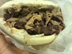 鹅肠卤汁肉夹馍-清真拉妈卤味(回民街店)