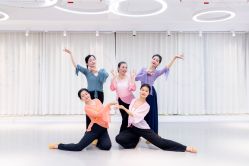 -深舞形体民族舞蹈工作室