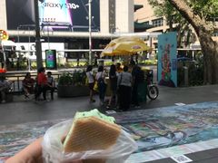 -詹爷爷乌节路街头冰淇淋