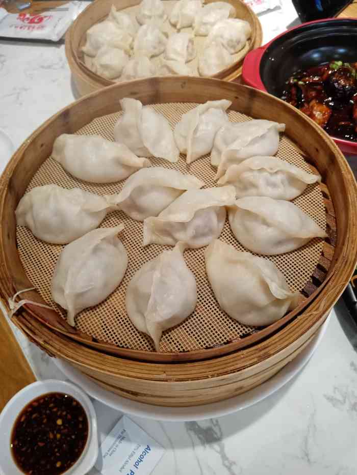 福记饺子(淮河街直营店)-"[薄荷]环境:我们坐在了大厅,两个人,.