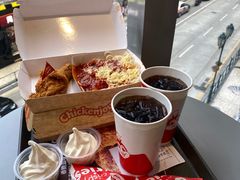 意粉配樂脆雞-快乐蜂(永光广场店)