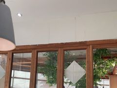 门面-蜜桃餐厅·伴山(湖滨商业街店)