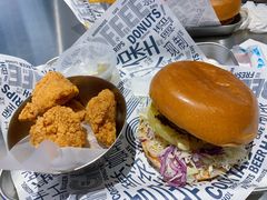 -TRIPS BURGER(大钟寺店)