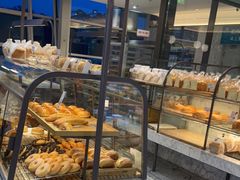 面包甜点陈列柜-面包新语(上地华联店)