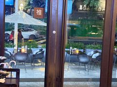 -麦凯伦烧烤·精酿超级工厂店(金桥总店)