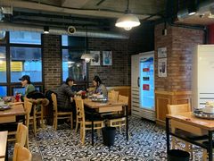 -江南猪肉商会无限续吃(弘大店)