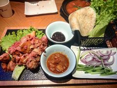 招牌德国大肘子-大哈福烧烤·海鲜·家常菜(延安三路店)