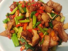 -荷花亭·湖北融合菜(十堰武商MALL店)