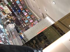 -VENCHI 闻绮(北京国贸商城店)