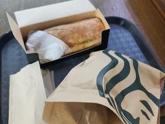 -星巴克(宜兴高铁站店)