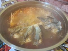 -弘烨 贵州酸汤 鱼火锅(东财店)