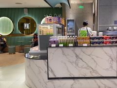 -奈雪的茶(亨特国际广场店)