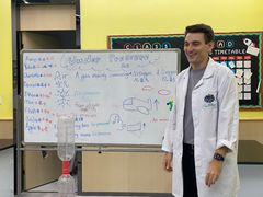 -神奇科学家STEAM科学实验科创赛事机器人编程逻辑思维MadScience(长宁来福士校区)