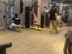 -威克健身游泳(万菱汇店)