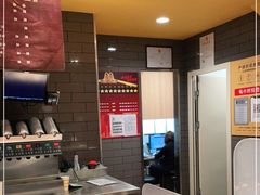 -麦当劳(杨林得来速店)