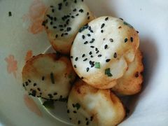 -香山胡记吴江路生煎(灵山路店)