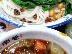 -张氏宽窄巷成都名小吃(茂业百货华强北店)
