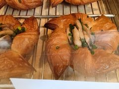 -VERIE BAKEHOUSE