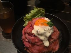 生鸡蛋牛肉丼-Red Rock(原宿店)