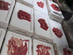 -四囍码头海鲜烧烤自助火锅(外滩南京东路悦荟广场店)