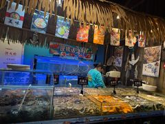 -领鲜活海鲜榴莲自助火锅(东门店)