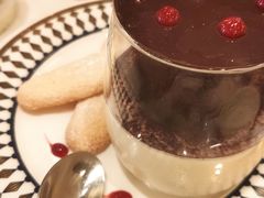 招牌提拉米苏-IL TEATRO 精品意大利餐厅