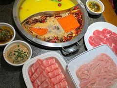 -小天鹅火锅·一线江景洪鼎旗舰店(洪崖洞店)