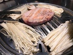 -韩聚屋韩国烤肉餐厅(新北万达店)
