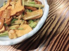 香芹炒攸县香干-佬湘楼·27年湘菜(天河都市广场店)