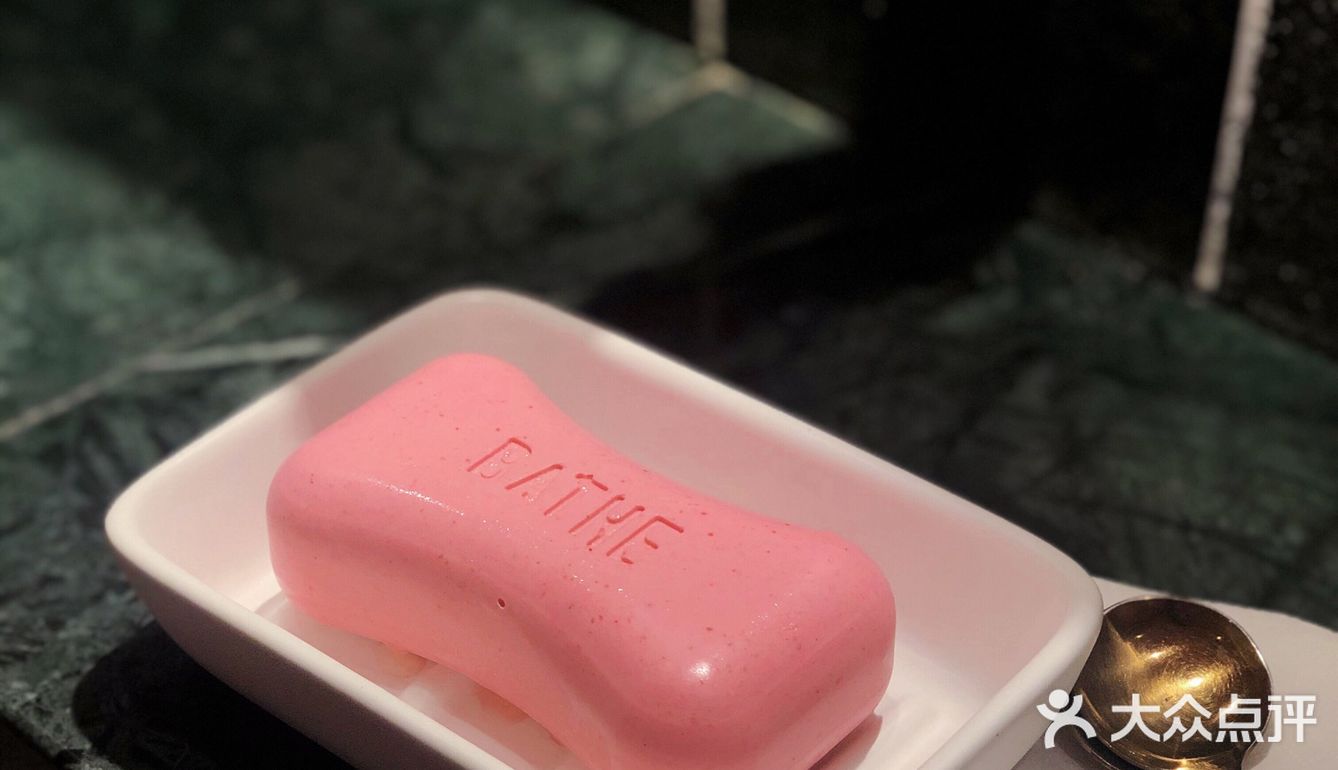 来上海怎么能不吃一口bathe coffee的一块肥皂,橙子香氛呢?