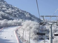 -鳌山滑雪度假区