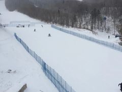 -亚布力新体委滑雪场